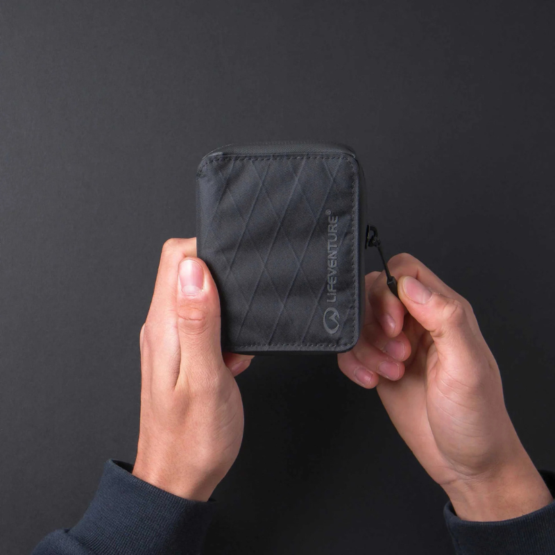 Piniginė Lifeventure X-Pac Bi-Fold Wallet Piniginė Lifeventure X-Pac Bi-Fold Wallet