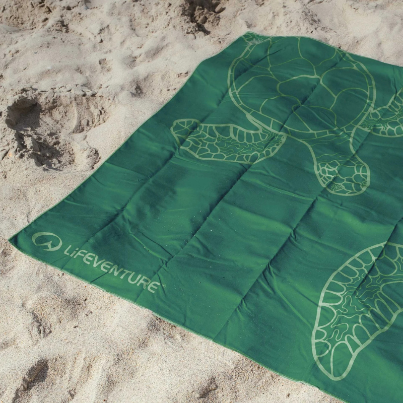Kelioninis rankšluostis Lifeventure Recycled SF Towel Rainbow Turtle Giant Kelioninis rankšluostis Lifeventure Recycled SF Towel Rainbow Turtle Giant
