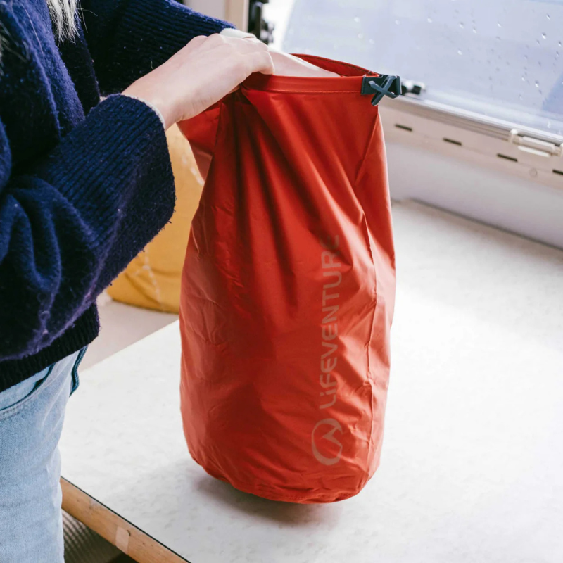 Sauskrepšys Lifeventure Stormlight DryBag 10l Sauskrepšys Lifeventure Stormlight DryBag 10l
